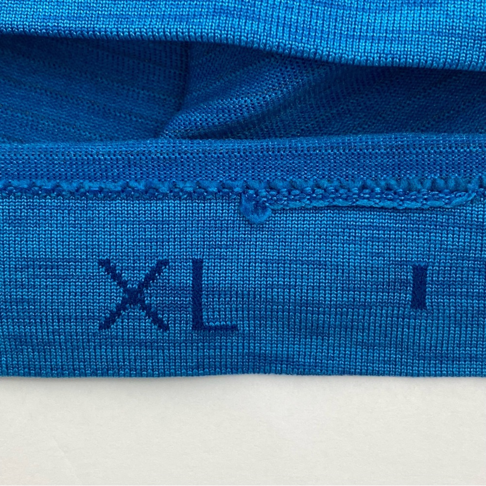 Lululemon size XL Men’s Heathered Blue Metal Vent Tech 1/2 Zip Long Sleeve Top - Picture 8 of 8